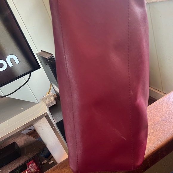 Tory Burch Purse - Picture 9 of 13